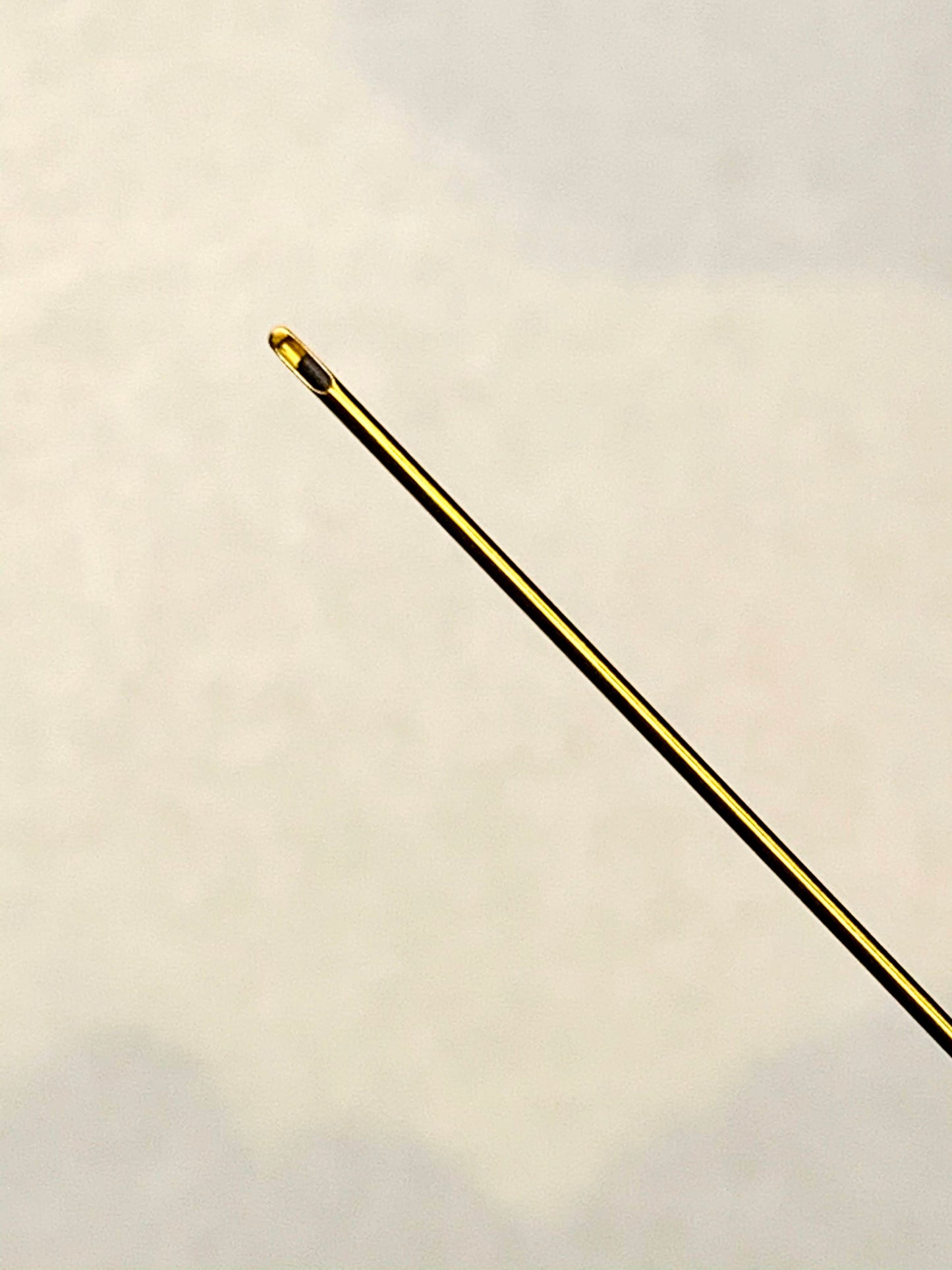 Cannula flexible picks